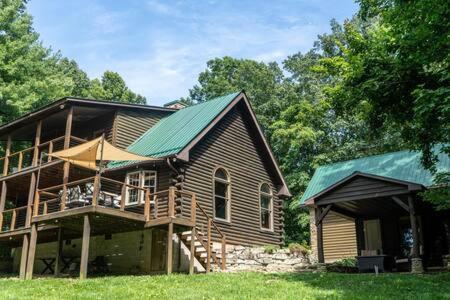 Cozy 2 Bedroom Cabin Nestled In Wooded Hideaway Monterey Buitenkant foto